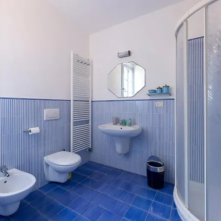 Colle18 Design And Comfort - Goelba * פרוצ'ו