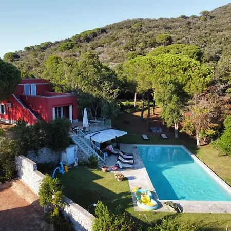 Colle18 Design And Comfort - Goelba *