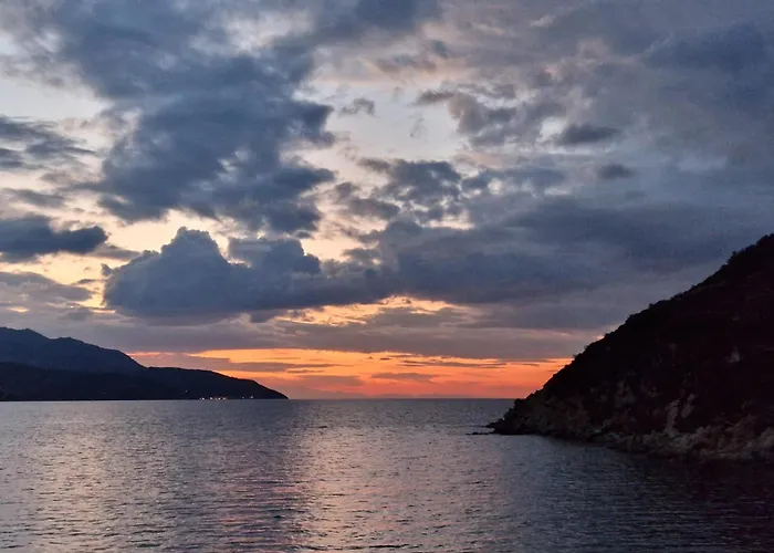 Colle18 Design And Comfort - Goelba