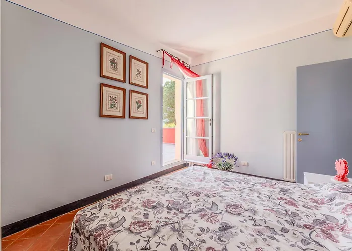 Colle18 Design And Comfort - Goelba Vakantiehuis *