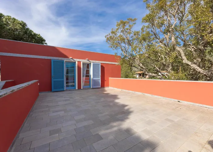 Colle18 Design And Comfort - Goelba Vakantiehuis *