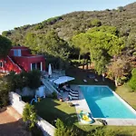 Colle18 Design And Comfort - Goelba *